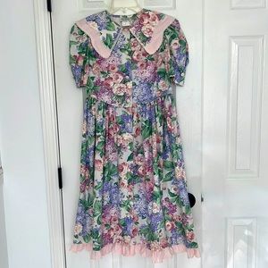 Girls dress